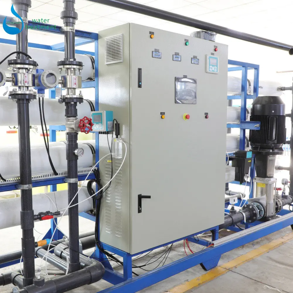 Planta industrial de tratamiento de agua.webp Planta industrial de tratamiento de agua.webp